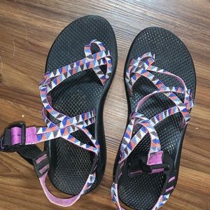 Women geometric Chaco